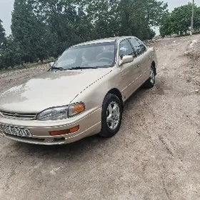 Toyota Camry 1995