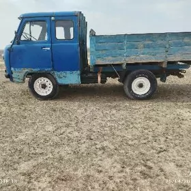 UAZ 2206 2000