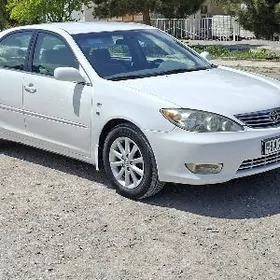 Toyota Camry 2003