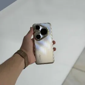 Huawei Puro 80 Ultra