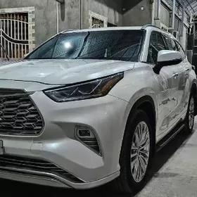 Toyota Highlander 2020