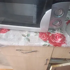 микроволновка