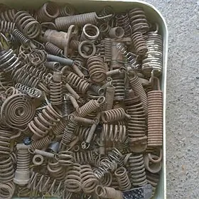 Пружинлер ве падушкалар