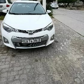 Toyota Corolla 2014