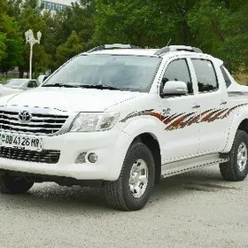 Toyota Hilux 2014