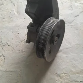 Рулевой усилитель