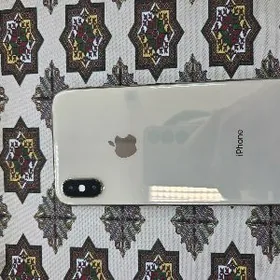 iPhone XS
