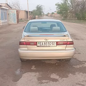 Toyota Camry 1998