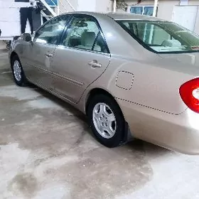 Toyota Camry 2003