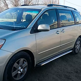 Toyota Sienna 2006