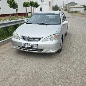 Toyota Camry 2004