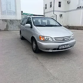 Toyota Sienna 2001
