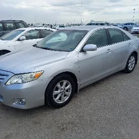 Toyota Camry 2011