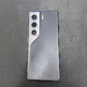 Tecno camon 40 8/128gb