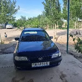 Opel Astra 1995