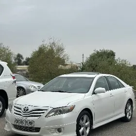 Toyota Camry 2010