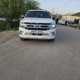 Ford Expedition 2023