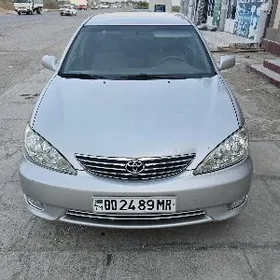 Toyota Camry 2005