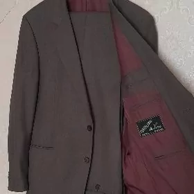 Мужской костюм