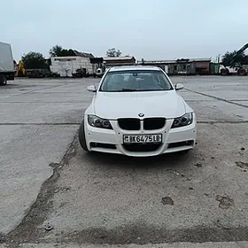 BMW 330 2009