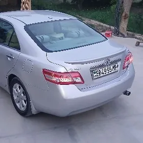 Toyota Camry 2010