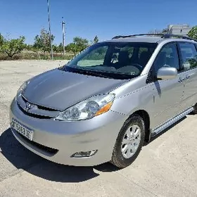 Toyota Sienna 2009
