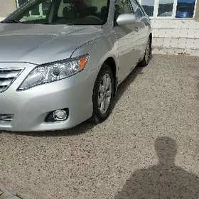 Toyota Camry 2011