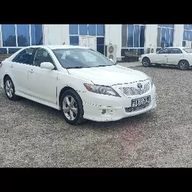 Toyota Camry 2011