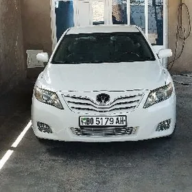 Toyota Camry 2010