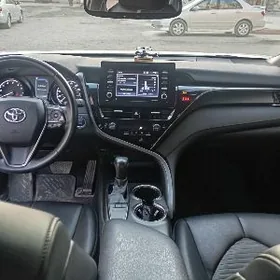 Toyota Camry 2022