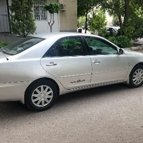 Toyota Camry 2003