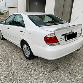 Toyota Camry 2005