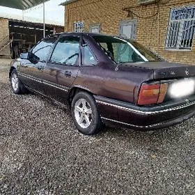 Opel Vectra 1989