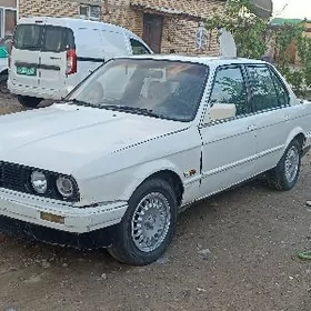 BMW 320 1990