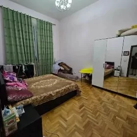 4 ком Подвойская 4 этаж 165 кв