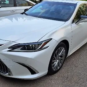 Lexus ES 350 2020