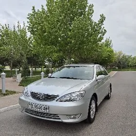 Toyota Camry 2005