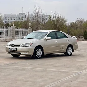 Toyota Camry 2004