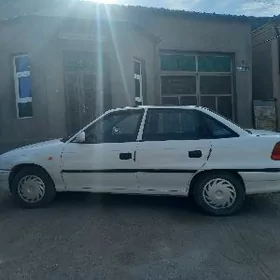 Opel Astra 1995
