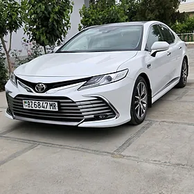 Toyota Camry 2023