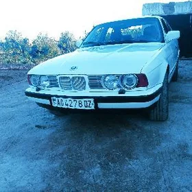 BMW 520 1990