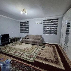 Хитровка. 2/1 эт 2 комнаты