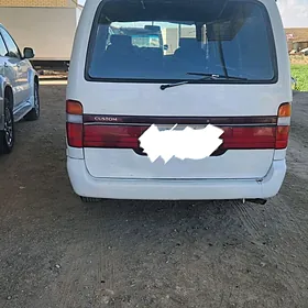Toyota Hiace 1995