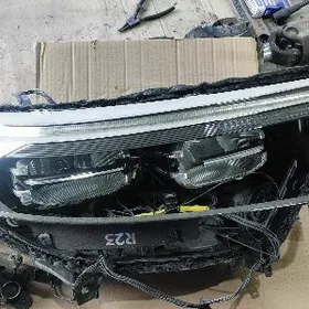 ford Explorer 22  fara zapjas