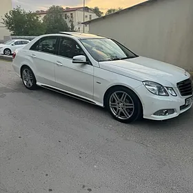 Mercedes-Benz E350 2010