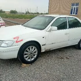 Toyota Camry 1998