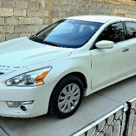 Nissan Altima 2013