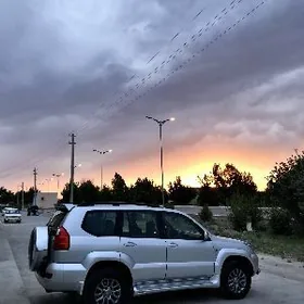 Toyota Land Cruiser Prado 2005