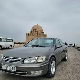 Toyota Camry 1999