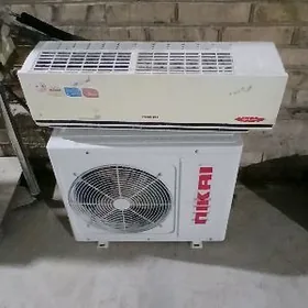 komekçi isçi gerek